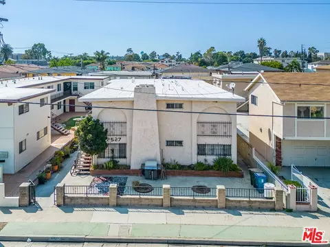 12527 Oxford Ave, Hawthorne, CA 90250