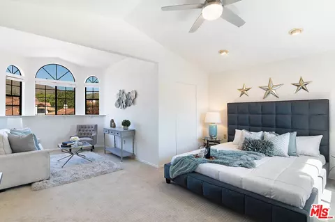724 Wind Willow Way, Simi Valley, CA 93065 photo 13