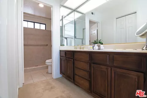 724 Wind Willow Way, Simi Valley, CA 93065 photo 19