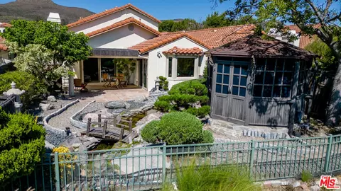 724 Wind Willow Way, Simi Valley, CA 93065