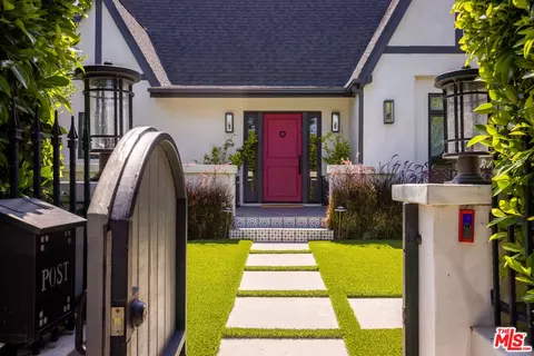143 S Laurel Ave, Los Angeles, CA 90048