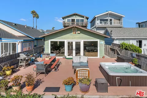 16765 S Pacific Ave, Sunset Beach, CA 90742 photo 2
