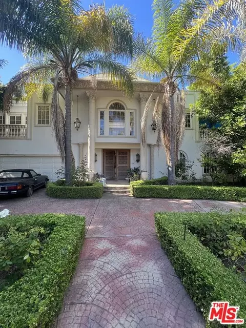 707 N Camden Dr, Beverly Hills, CA 90210