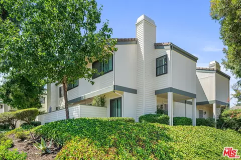 10475 Newhome Ave #2, Sunland, CA 91040