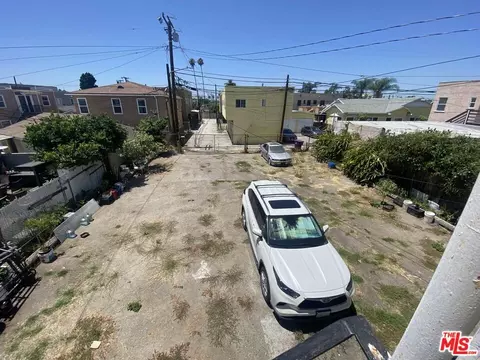 1619 Atlantic Ave, Long Beach, CA 90813 photo 3