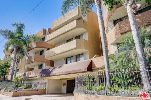 7001 S La Cienega Blvd #214, Los Angeles, CA 90045