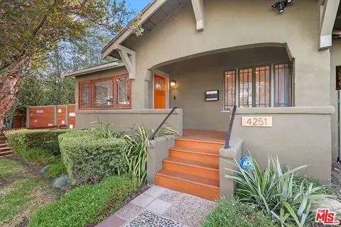 4251 Kenyon Ave, Los Angeles, CA 90066