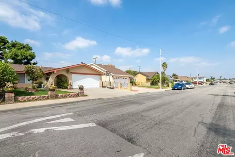 20233 Eddington Dr, Carson, CA 90746 photo 4