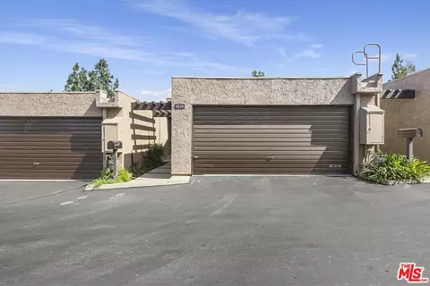 4874 Via Colina, Los Angeles, CA 90042