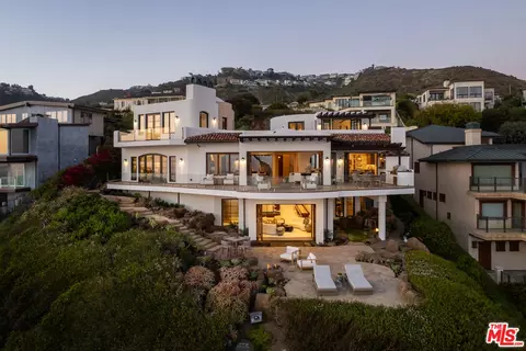 16 Lagunita Dr, Laguna Beach, CA 92651