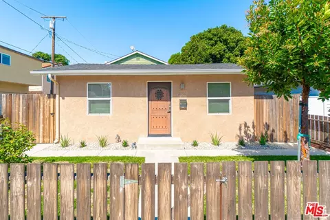 2061 W 222nd St, Torrance, CA 90501