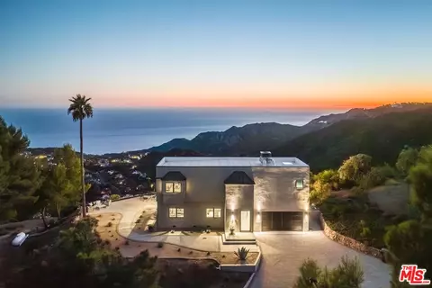 515 Moonrise Dr, Malibu, CA 90265