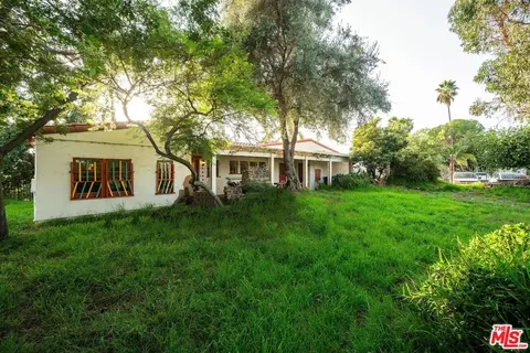 527 Vista Gloriosa Dr, Los Angeles, CA 90065