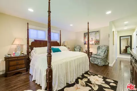 4345 Hazelbrook Ave, Long Beach, CA 90808 photo 10