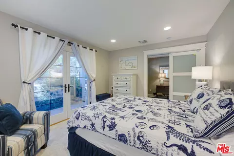 4345 Hazelbrook Ave, Long Beach, CA 90808 photo 8