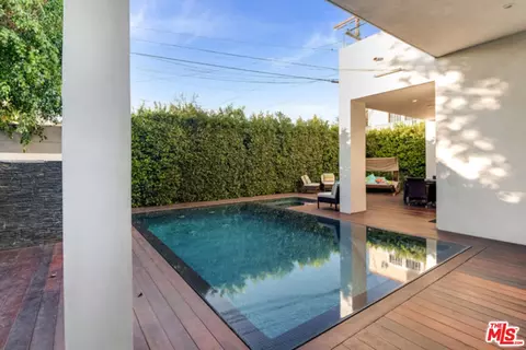 823 N Citrus Ave, Los Angeles, CA 90038