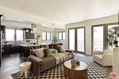 1644 S Bentley Ave #302, Los Angeles, CA 90025