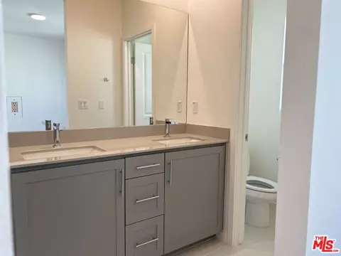 644 Dawson Ave, Long Beach, CA 90814 photo 8