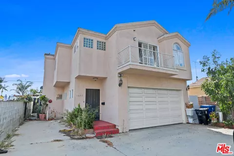 1622 W 220th St #2, Torrance, CA 90501