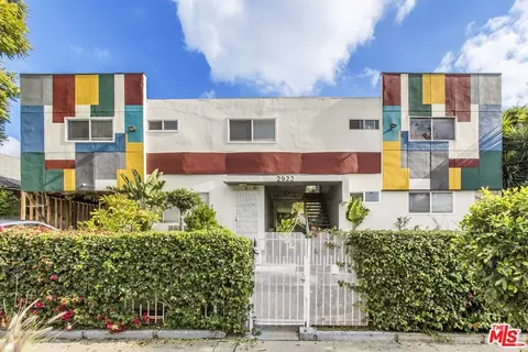818 N Doheny Dr #1202, West Hollywood, CA 90069