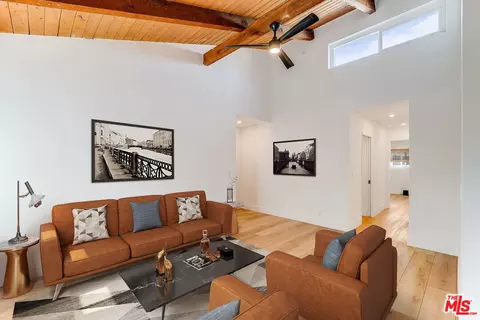 4931 Indian Wood Rd #460, Culver City, CA 90230