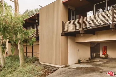 425 Juniper Dr, Pasadena, CA 91105 photo 5