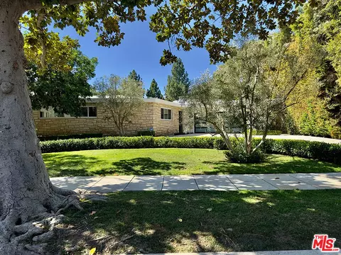 259 Conway Ave, Los Angeles, CA 90024