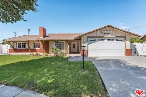 1517 E San Carlos Ave, Orange, CA 92865
