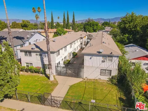 14735 Blythe St, Panorama City, CA 91402