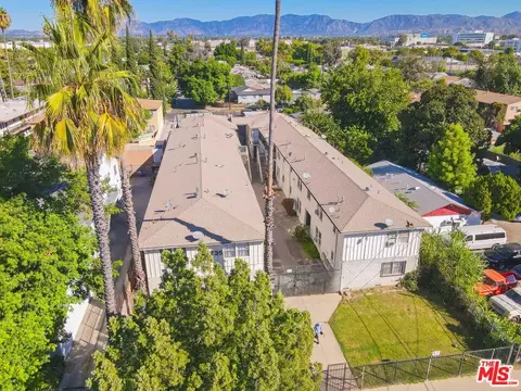 14735 Blythe St, Panorama City, CA 91402 photo 14