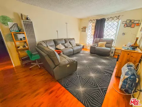 14735 Blythe St, Panorama City, CA 91402 photo 37