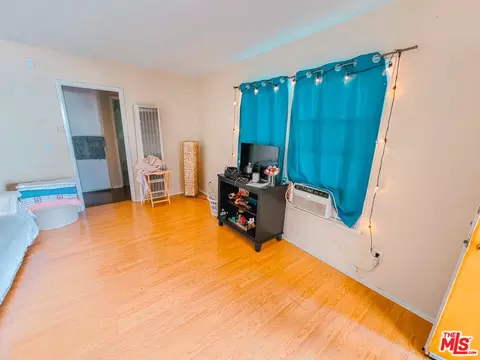 14735 Blythe St, Panorama City, CA 91402 photo 25
