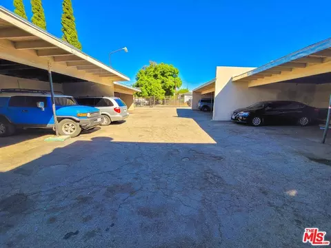14735 Blythe St, Panorama City, CA 91402 photo 11