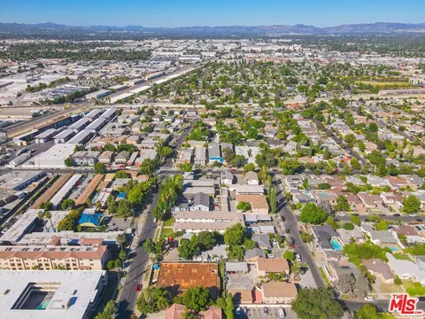 14735 Blythe St, Panorama City, CA 91402 photo 4