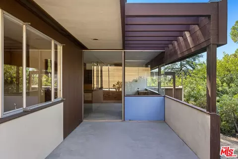 3940 San Rafael Ave, Los Angeles, CA 90065