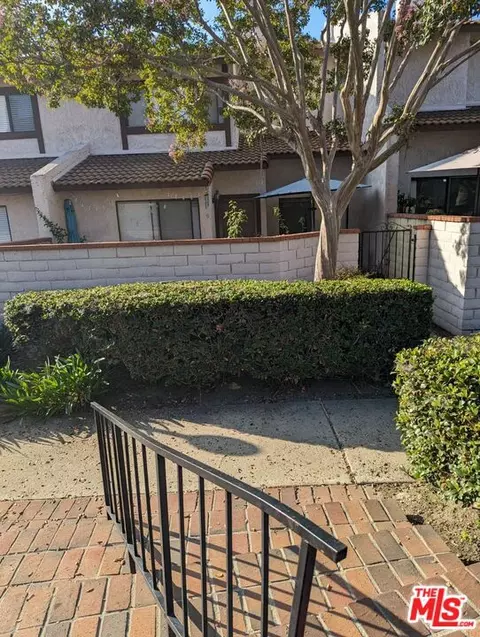 910 N Redding Way #C, Upland, CA 91786 photo 2