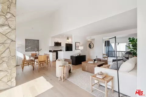 8740 Tuscany Ave #301, Playa Del Rey, CA 90293