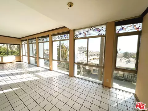 7135 Hollywood Blvd #302, Los Angeles, CA 90046