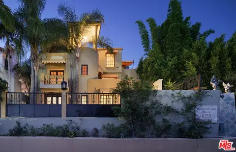 8233 Roxbury Rd, Los Angeles, CA 90069