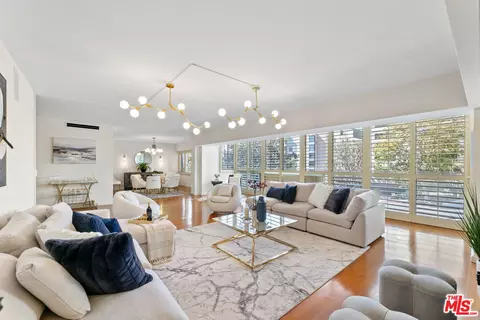 10450 Wilshire Blvd #2E, Los Angeles, CA 90024