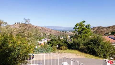 23662 Aster Trl, Calabasas, CA 91302