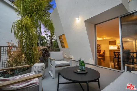 721 Venice Blvd, Venice, CA 90291