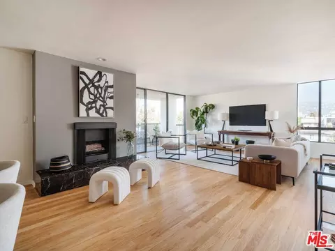 150 N Almont Dr #401, Beverly Hills, CA 90211
