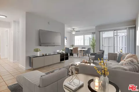 525 N Sycamore Ave #210, Los Angeles, CA 90036