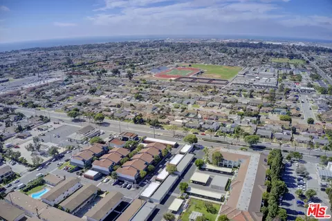 4508 Saviers Rd, Oxnard, CA 93033 photo 2