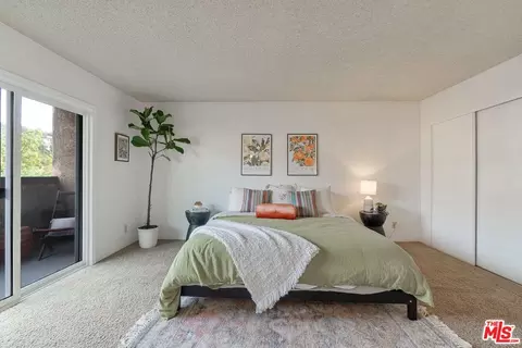320 E Stocker St #220, Glendale, CA 91207 photo 16