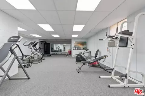 320 E Stocker St #220, Glendale, CA 91207 photo 25