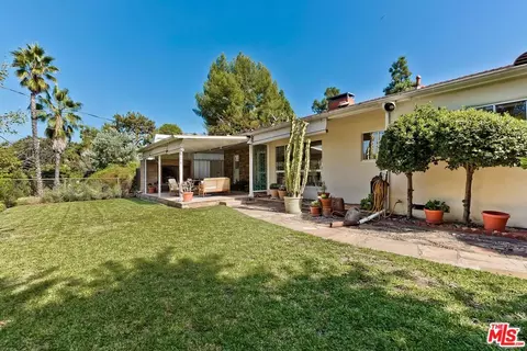 353 Tamarac Dr, Pasadena, CA 91105 photo 41