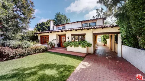 322 17th St, Santa Monica, CA 90402