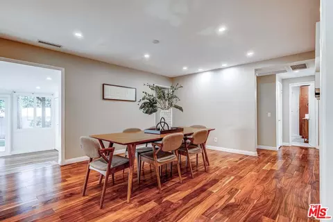 3974 Abella St, Glendale, CA 91214 photo 8